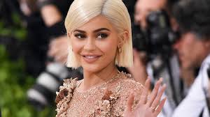 Kylie jenner has found a super exclusive nail artist: Celebrity Inspired Nail Art Is Trending In 2018 Stylecaster