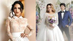 We did not find results for: Penuh Haru Doa Panjang Krisdayanti Jelang Akad Nikah Aurel Atta Berbakti Tidak Menentang Halaman All Tribunstyle Com