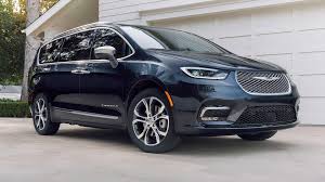 Get news, offers & information on the chrysler pacifica hybrid. The Priciest 2021 Chrysler Pacifica Minivan Now Pushes 55 000