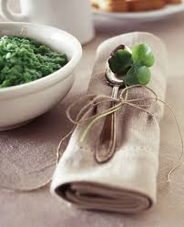 Decorated with beautiful flowers or houseplants birdcage designs add a romantic vibe to any table setting. Shamrock St Patricks Day And Easter Table Centerpieces
