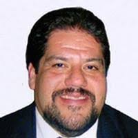 Shari Renner's Instagram, Twitter & Facebook