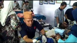 Kualifikasi surat lamaran cv fc str / serkom dari mtkp dan sertifikat btcls fc kartu tanda penduduk pas foto ukuran 4x6 sebanyak 2 lembar perawat diutamakan mempunyai sertifikat icu usia max 30 tahun cara. Cara Pc Muhammadiyah Babat Lamongan Hilangkan Rasa Takut Ratusan Anak Saat Khitan Surya