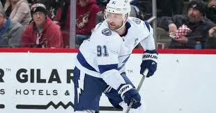Ligue nationale de hockey—lnh) is a professional ice hockey league in north america. Nhl Players Agree To Resume Season On August 1 Cbs News