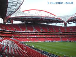 El estádio da luz, denominado oficialmente estádio do sport lisboa e benfica, es un estadio de fútbol ubicado en lisboa, portugal.es propiedad de benfica, que disputa en él sus partidos como local. Estadio Da Luz Stadion In Lisboa