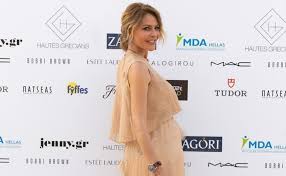 Το πρώτο της ταξίδι μετά την ανακοίνωση της εγκυμοσύνης της έκανε η τζένη μπαλατσινού, καθώς το το πρωί της παρασκευής βρέθηκε στο αεροδρόμιο. Poso Egkyos Einai H Tzenh Mpalatsinoy Oi Leptomereies Ths Katastashs Ths Fwtografia Iciao