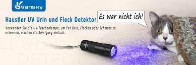 Uv Taschenlampe Schwarzlicht 12 Leds Haustiere Urin Detektor Eingetrocknete Flecken Ihrer Hunde Katzen Und Nagetiere 3xaaa Batterien Amazon De Baumarkt