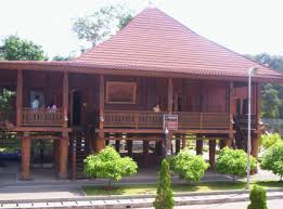 Mulai dari bentuk atapnya yang. Nuwo Sesat Rumah Adat Lampung Dan Keunikannya Courtina Courtina