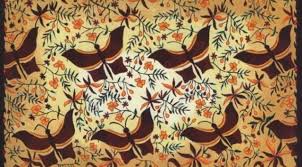 Beberapa motif batik, seperti batik cirebon, batik pekalongan, dan beberapa batik pesisiran lainnya, sudah banyak yang dimodifikasi agar sesuai dengan selera pasar. 15 Jenis Nama Motif Batik Tradisional Indonesia Kemejingnet