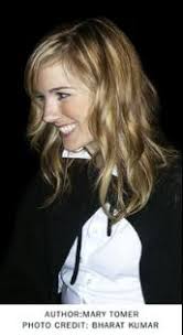 Mrs. O: The Face of Fashion Democracy: Tomer, Mary: 9781599952581:  Amazon.com: Books