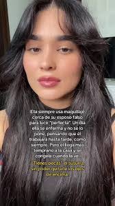 Elle Rivera's Instagram, Twitter & Facebook