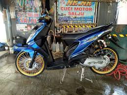 Bisa dikatakan, sebenarnya motor drag beat merupakan alternatif pilihan yang dapat dibilang tepat untuk motor drag race memakai matik. Modifikasi Motor Beat Warna Biru Kuning Modifikasi Motor Terbaru 2021