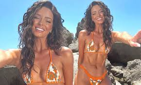 They met for the first time in the british 'love island' season 5 reality show. Tcs5 Zzmive4qm
