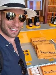 The charming millionaire who splurged