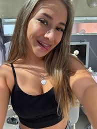 i need a texting buddy, im boredd😑