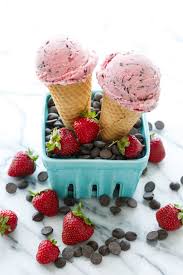 Straw Cciatella Strawberry Chocolate Chip Ice Cream Love And Olive Oil Chocolate Chip Ice Cream Strawberry Ice Cream Recipe Chocolate Strawberries