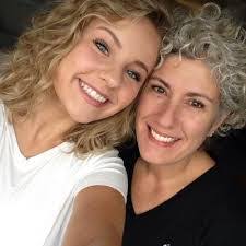 Debbie Kenyon's Instagram, Twitter & Facebook