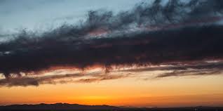 Sunrise and sunset times, civil twilight start and end times as well as solar noon, and day length for every day of march 2020 in phoenix, arizona. Sunset Over Piestawa Peak In Phoenix By Jgareri