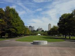 Schnell und sicher online buchen. Birthday Gifts Built For You Nashville S Centennial And Bicentennial Parks Knoxroadtripper