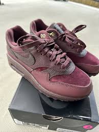 Image result for Maroon 1987 UMM
