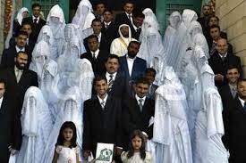 Previous teachings permitted unlimited and unrestricted polygamy. Uk Commits Suicide Muslims With Multiple Wives To Get Extra Welfare Benefits Paperblog