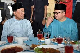 Subscribe to our telegram channel for the latest updates on news you need to know. Bernama Video Lucah Shamsul Iskandar Beri Keterangan Kepada Polis
