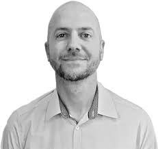 Justin Bright's Instagram, Twitter & Facebook