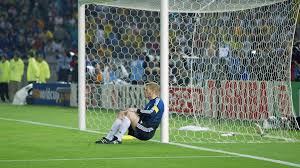 Coupe du monde de la fifa, qatar 2022, 22ᵉ édition de la coupe du monde de football se déroulera du 21 novembre 2022 au 18 décembre 2022. Coupe Du Monde 2002 La Retro Victoire Du Bresil En Coree Du Sud Et Au Japon Eurosport