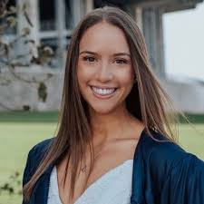 Jenna Popp's Instagram, Twitter & Facebook