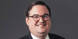 Robert Golda's Instagram, Twitter & Facebook