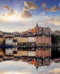 Stockholm, de hoofdstad van zweden, ligt verspreid over 14 eilanden. Stockholm Sweden Stockholm Travel Sweden Travel Visit Stockholm