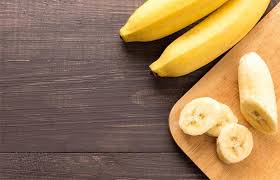 Le albicocche disidratate, che possono essere ottenute anche in maniera casalinga. Alimenti Con Potassio 10 Alimenti Ricchi Di Potassio Vicodellaforma