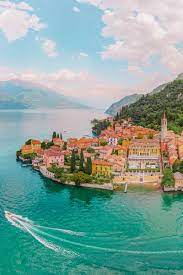 Bellagio is located halfway between the two southernmost branches of the lake, and is famous worldwide for its beautiful villas overlooking the water (like villa serbelloni or villa melzi). 10 Best Things To Do In Lake Como Italy Hand Luggage Only Isabel Rosas