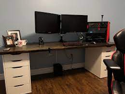 You can find out all about this custom desk on instructables. Custom Made Tabletop With Ikea Alex Drawers Battlestations