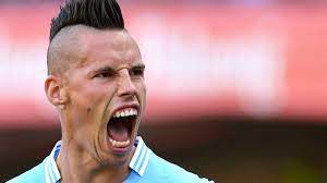 So i've never watched hamsik play in real life outside of the game against russia where he scored a banger off the post. Neapels Marek Hamsik Donnerschlage Von Der Nummer 17 Sport Sz De