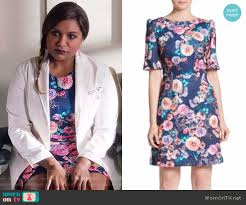 Shop all ncaa alabama crimson tide duke blue devils kentucky wildcats michigan wolverines michigan state spartans north carolina tar heels ohio state buckeyes oklahoma sooners. Wornontv Mindy S Blue And Pink Floral Dress On The Mindy Project Mindy Kaling Clothes And Wardrobe From Tv