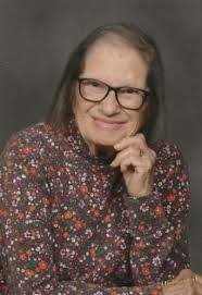 Sandra Fellows's Instagram, Twitter & Facebook