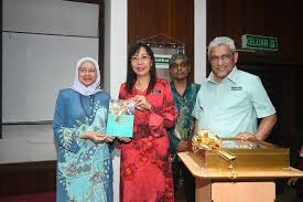 She wins the seat with the total votes of 33197 and its about 62.29% of total votes. Teresa Kok Launches A Book Titled Mengupas Prestasi Usahawan Bumiputera Dalam Sektor Perabot Universiti Putra Malaysia
