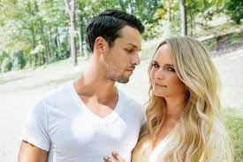 verse 1 should i give up sunsets for marigold mornings? Miranda Lambert Is Settling Down W Husband Brendan In New Vid