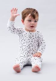 Beautiful Organic Zip Romper Bodysuit Available In Sizes 000 1 Wholesale Baby Clothe Organic Baby Clothes Organic Cotton Baby Clothes Baby Clothes Australia