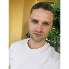 Do many of you use mods (example WEMOD) or do you play them honestly?