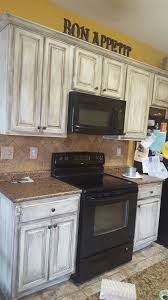 2 Day Distressed White Chalk Painted And Glazed Kitchen Cabinets No Priming No Sanding Prep Work C Painting Kitchen Cabinets Kitchen Cabinets Kitchen Paint