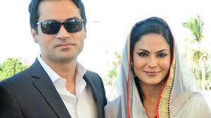 In surprise move, Veena Malik declares she's now devoting herself to Islam 