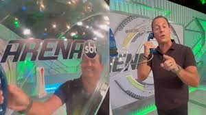 Depois do reality, ela chegou a ser repórter. 35ta4bw0rcv0cm