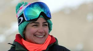 Isolde kostner is an italian former alpine skier who won two bronze medals at the 1994 winter olympics and a silver medal at the 2002 winter olympics. Ct Iran Non Va A Cortina Per I Mondiali Veto Del Marito Kostner Le Donne Indossino Un Fiocco