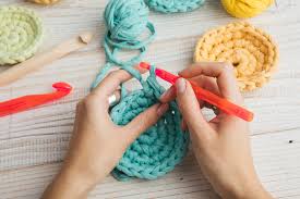 If you have no idea how to crochet, this is the perfect place to learn how. A Beginner S Guide To Crocheting Through The Eyes Of Someone Who Used To Hate It Daily Sabah