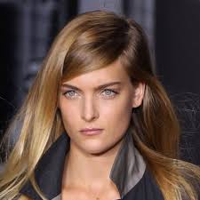 Посмотрите твиты по теме «#sideparts» в твиттере. 1 Trend 4 Ways The Deep Side Part Glamour