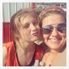 Danielle Bitz (dmarie79)