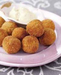 Croquettes De Saumon De Ma Mere Pour 4 Personnes Recettes Elle A Table Recette Croquette De Saumon Alimentation Recettes De Cuisine