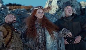 S'il existe toujours de nombreux épisodes indépendants, on note la présence d'épisodes qui font. Il Est L Or L Or Du Trailer De Kaamelott Premier Volet