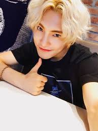 Pin By 17stal On A C Ye Ace Celebrities Pretty Boys